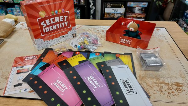 Secret Identity – Image 5